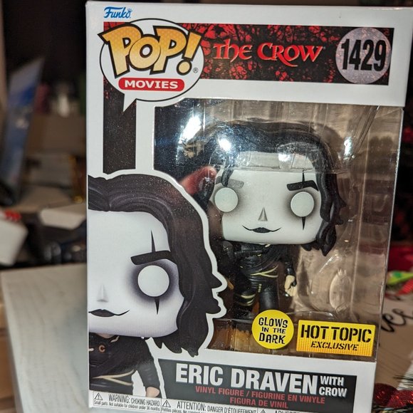 Funko Pop! #1429 Eric Draven The Crow - Glow In The Dark Hot Topic Exclusive! - Picture 7 of 8